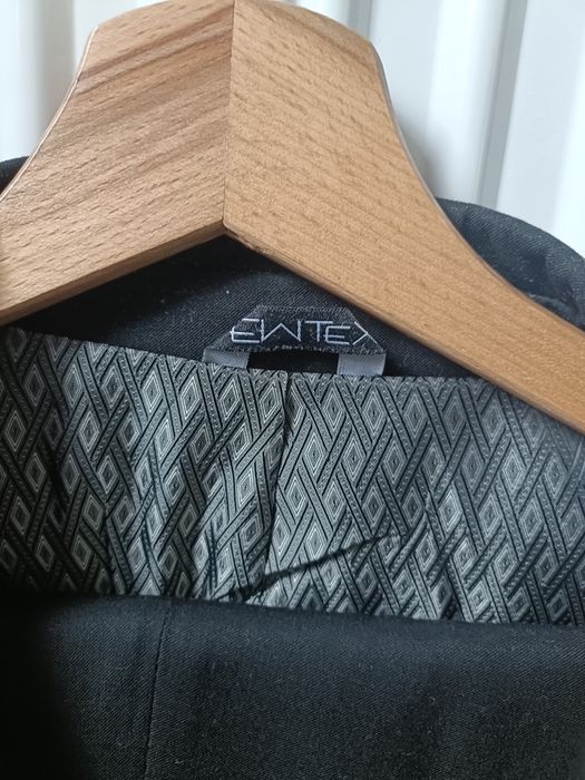 Czarny garnitur Ewtex