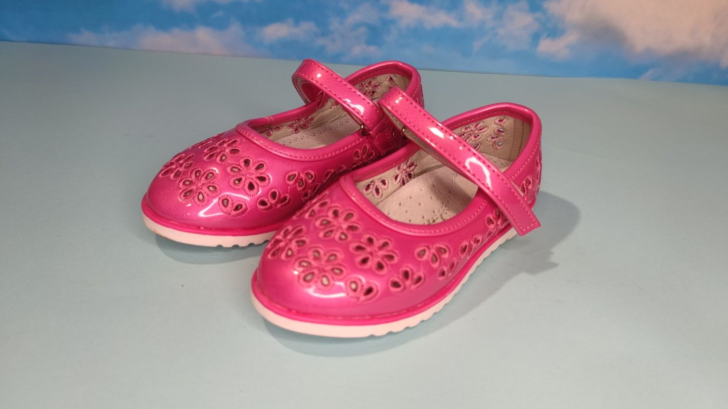 Нові туфлі для дівчинки 21-26 розміри Леопард