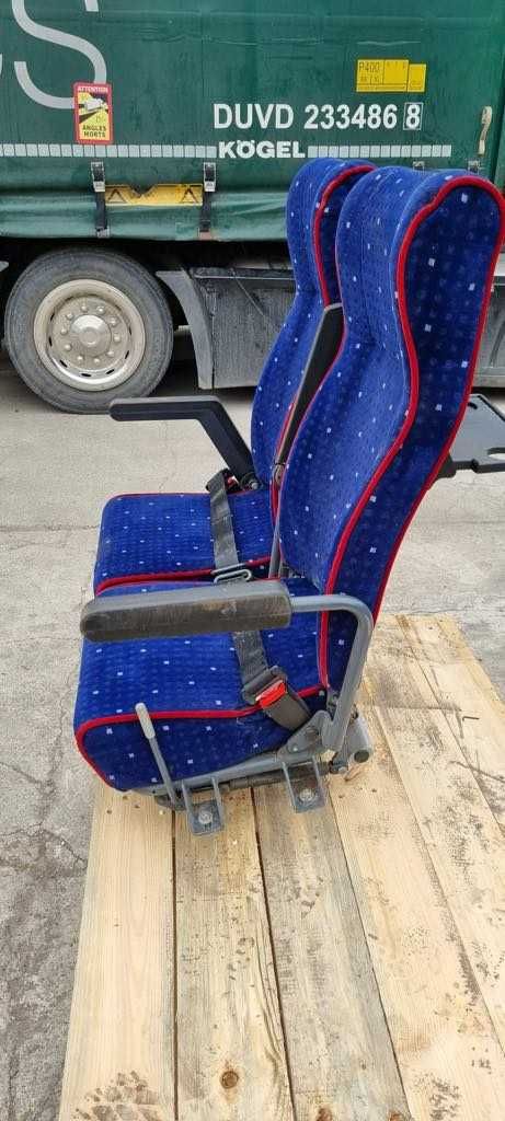 Fotele siedzenia autobusowe