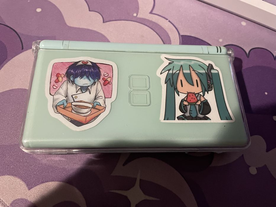 Nintendo DS Lite - oryginalna ładowarka i bateria