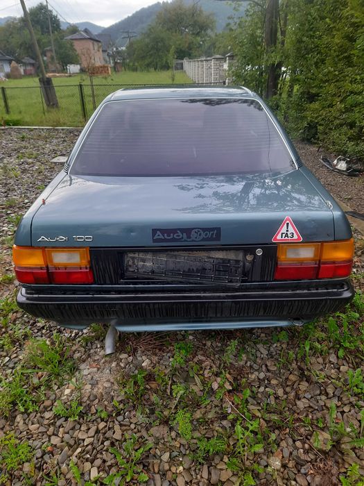 Ауді 100 c3 1.8 бензин