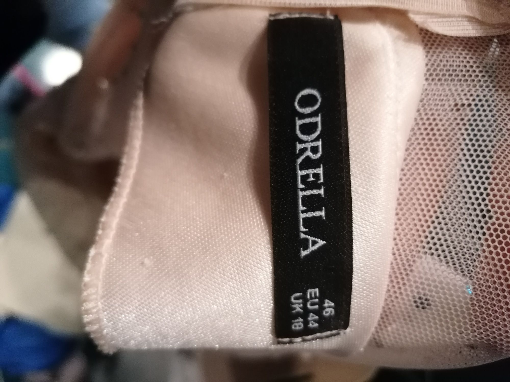 Elegancka Sukienka firmy Odrella rozmiar 38/40