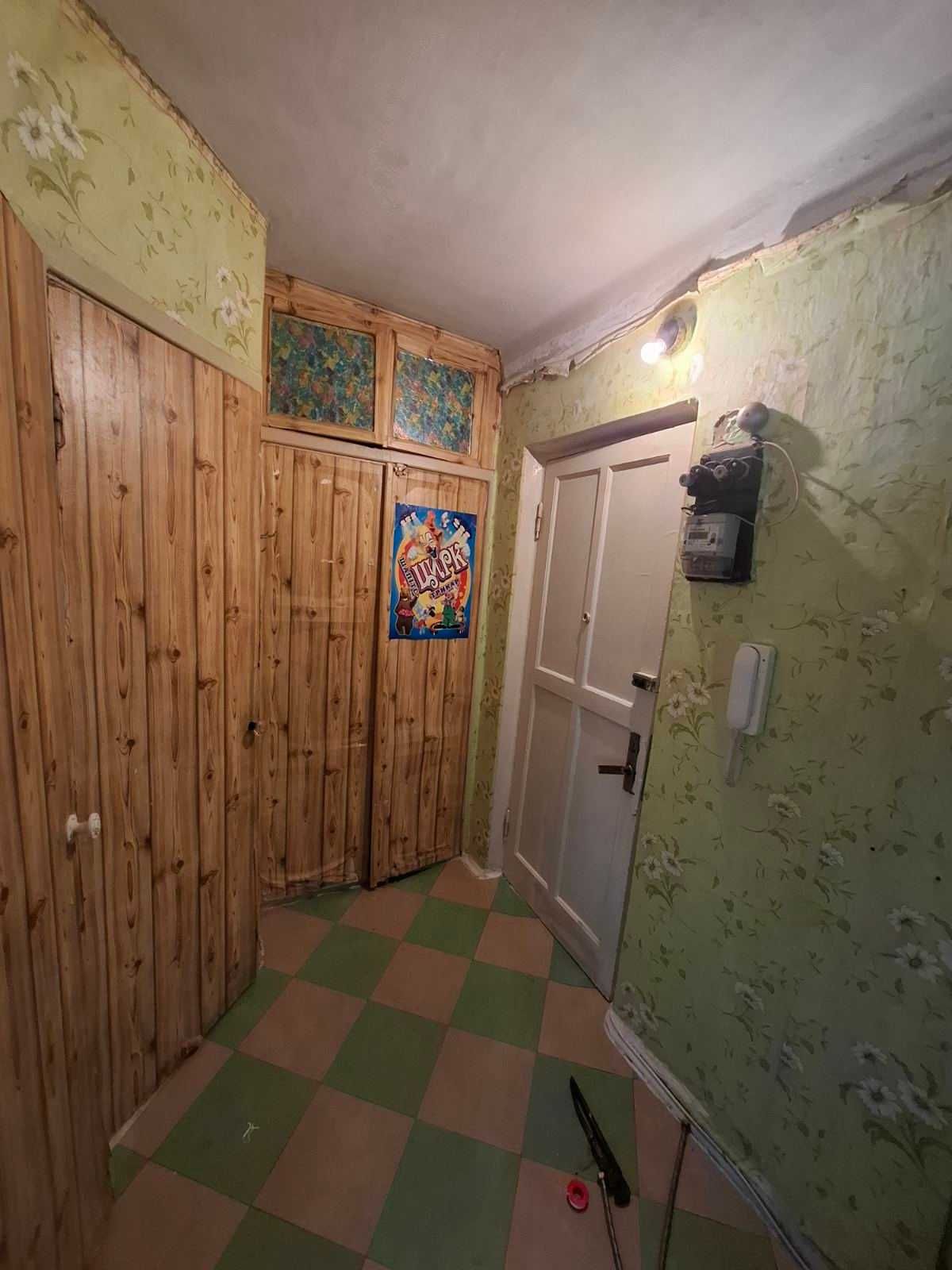 Продам 2-х к кв на Бабурці
