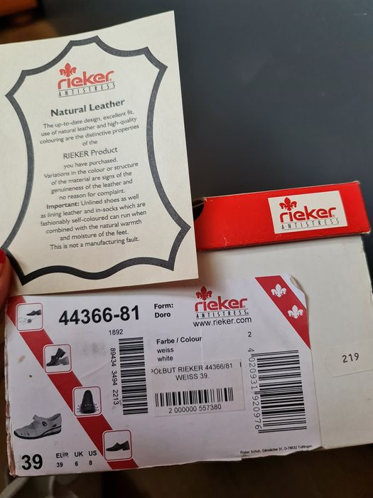 Półbuty czółenka białe damskie skórzane nr 39 NOWE Rieker