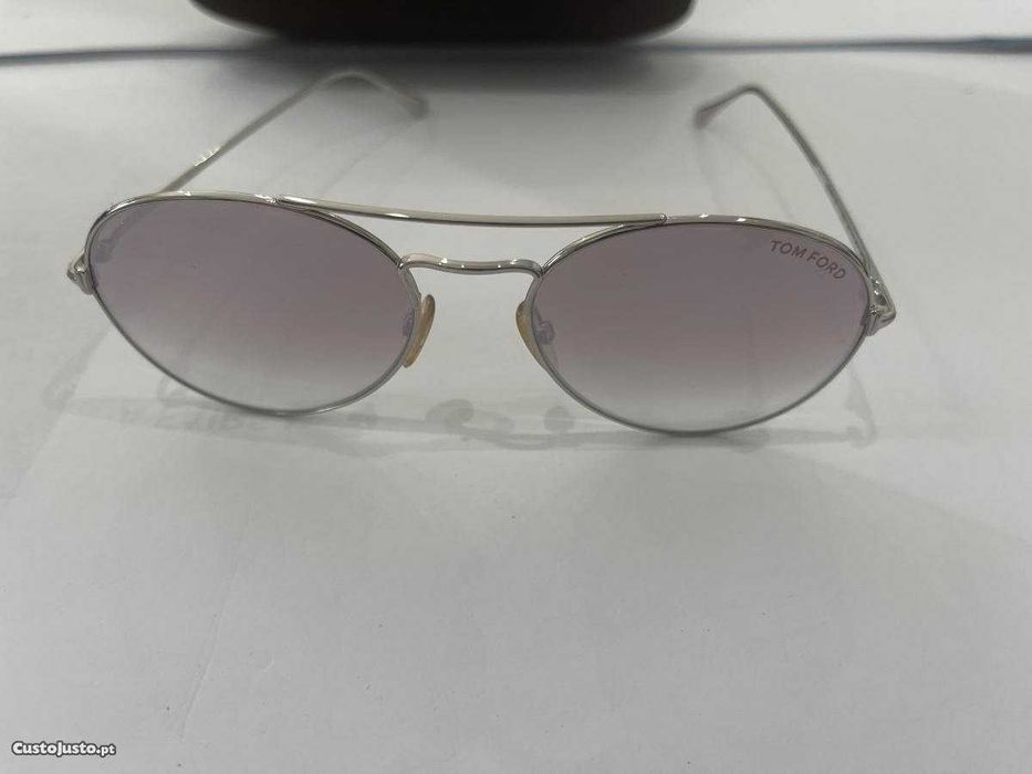 óculos de sol Tom Ford TF551 Ace 02 - T55