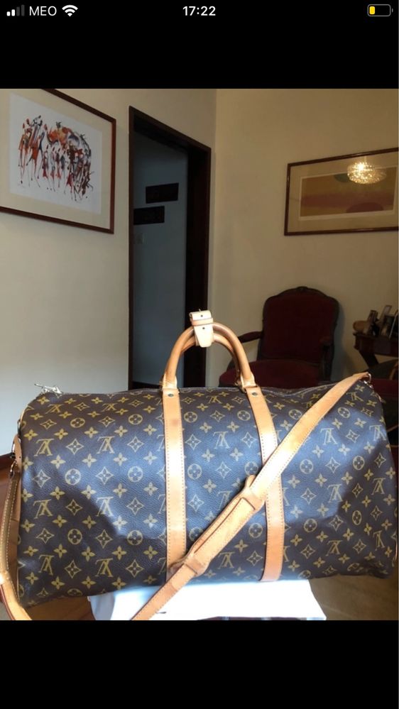 Louis vuitton, modelo Keepall Bandouliere.