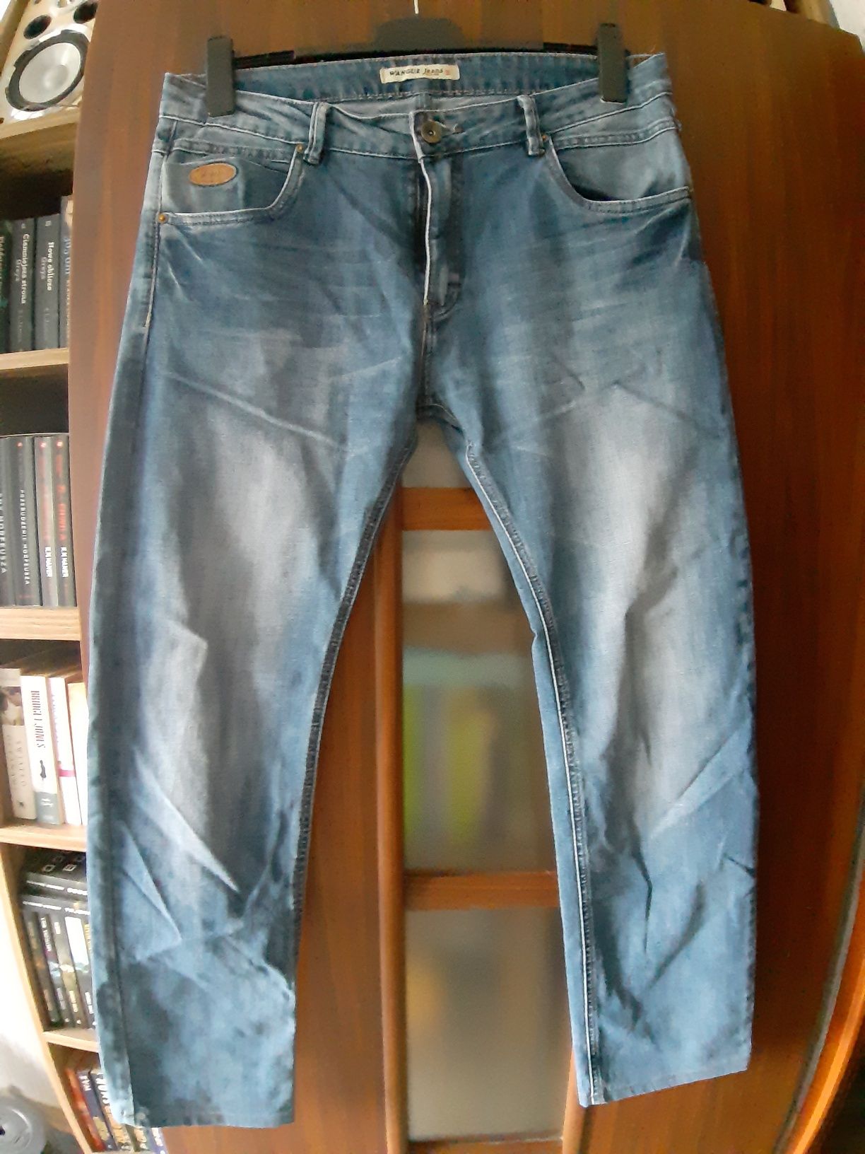 Męskie spodnie jeans