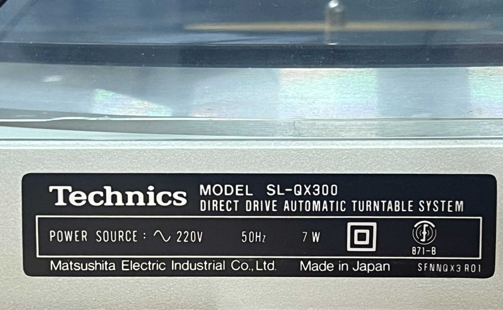 Gramofon Technics SL-QX300 Audio Room
