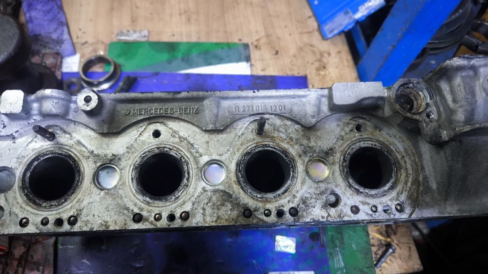 Гбц с ваносами Мерседес w203  . 1,8 компресор