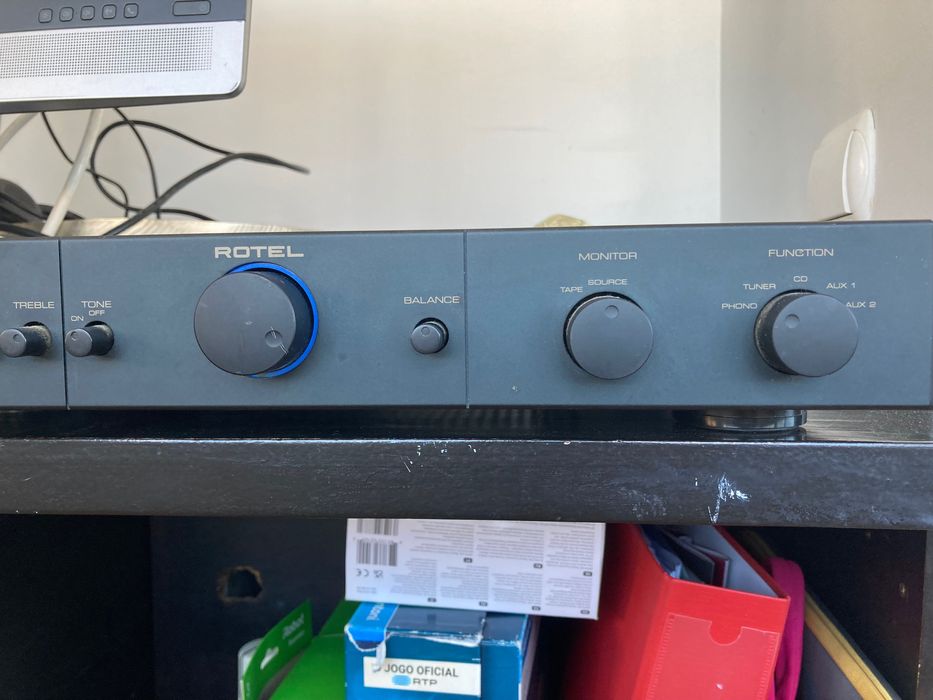 Amplificador Rotel