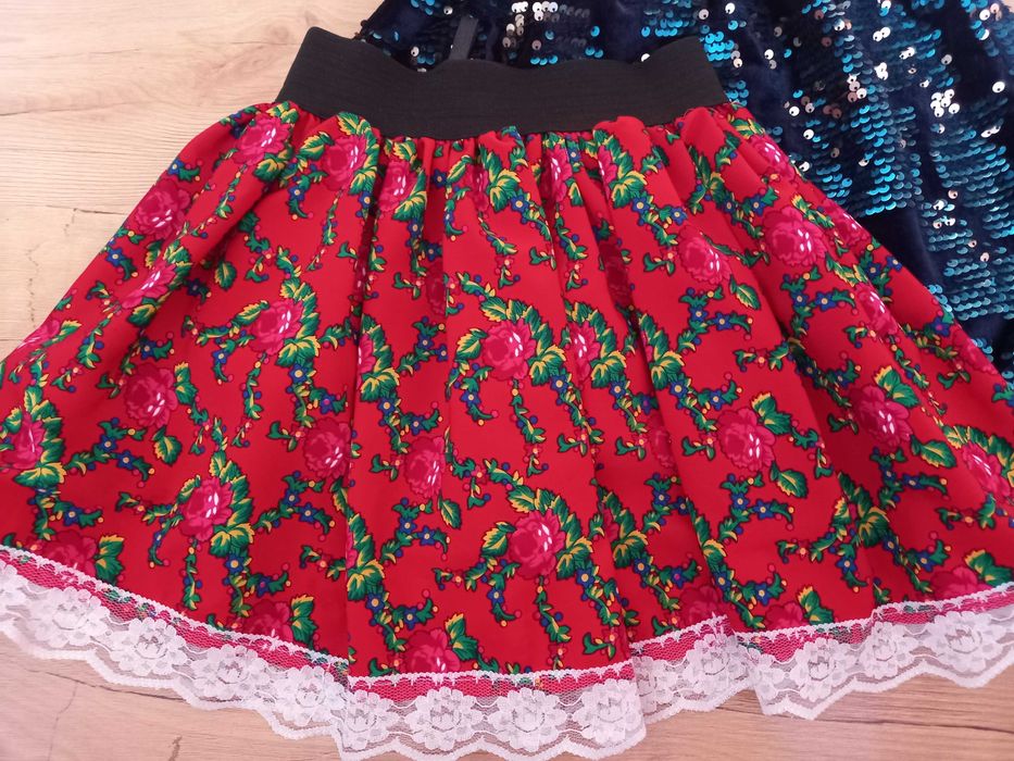 Dwie spódniczki dla dziewczynki, r. 122, Cool Club