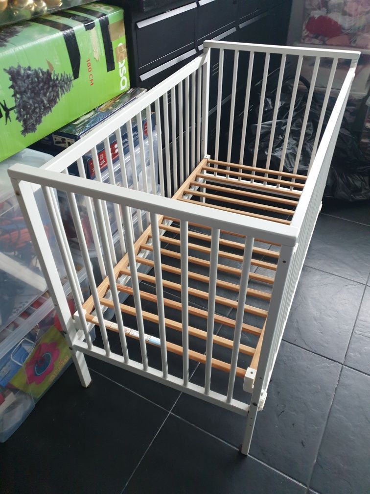 Berço em Madeira lacada Branco 120x60