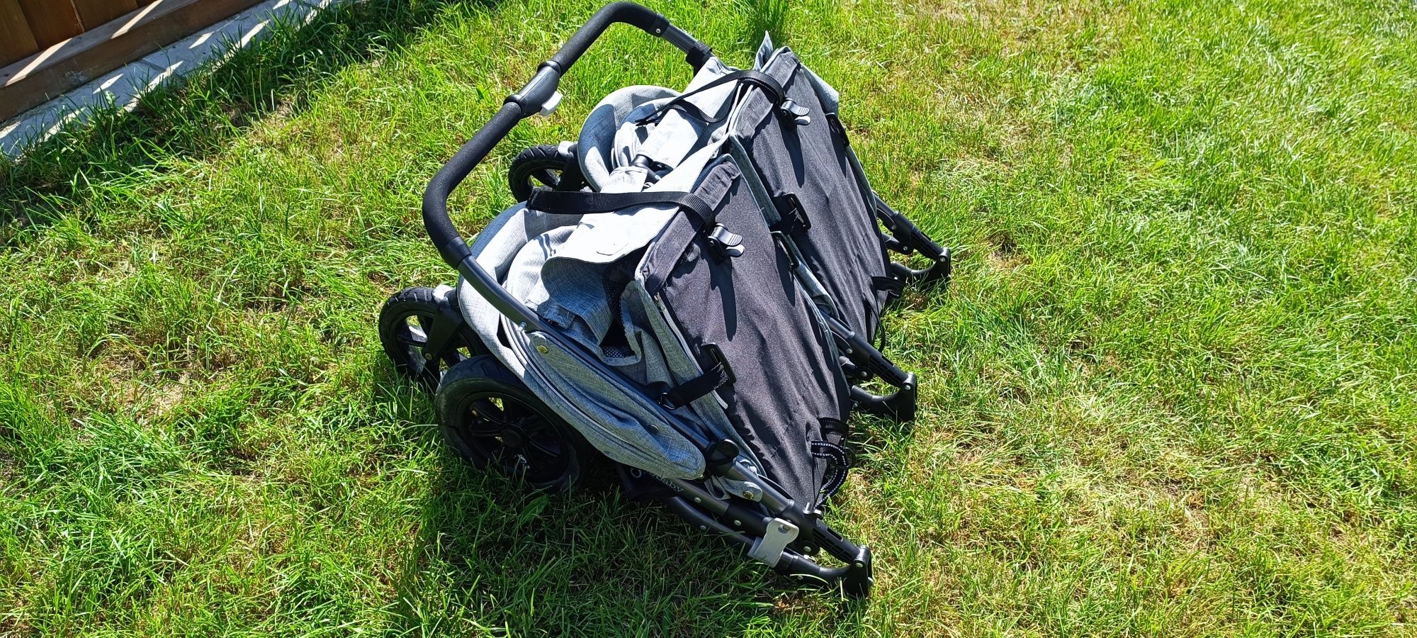 Wózek dla bliźniąt, rok po roku, podwójny .Valco beaby snap duo sport