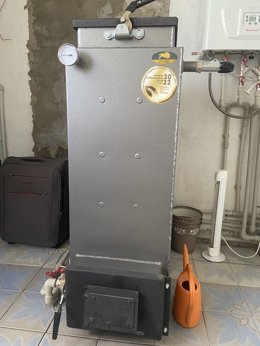 Твердопаливний котел Zubr Utilizator