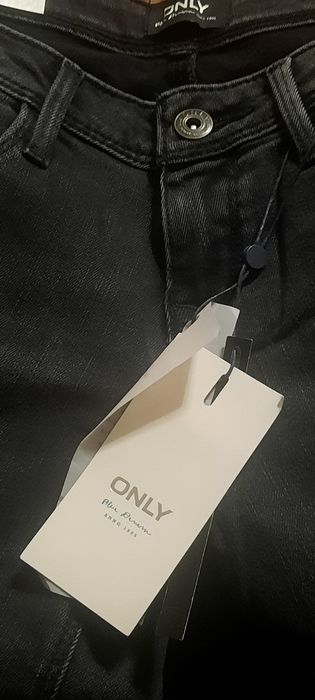 Джинси жіночі завужені