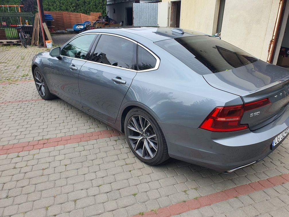 Volvo S90 sedan limuzyna T6 AWD