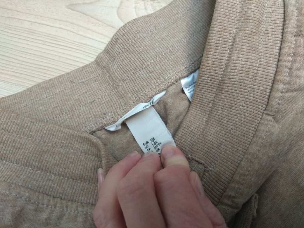Dwie pary spodni dresowych H&M 128