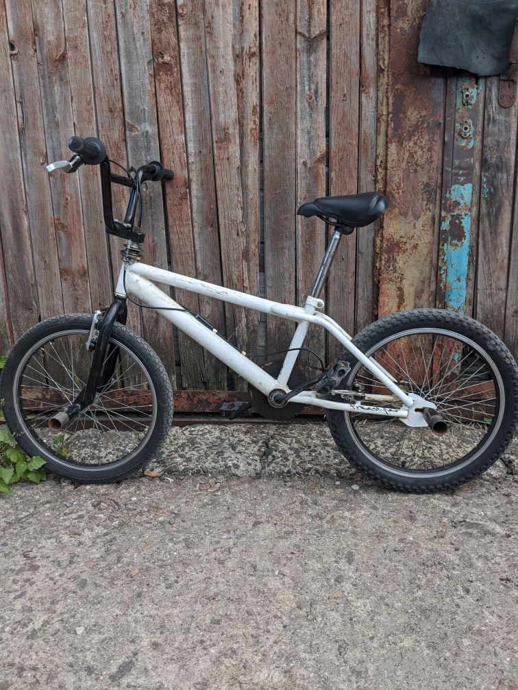 Продам Велосипед BMX