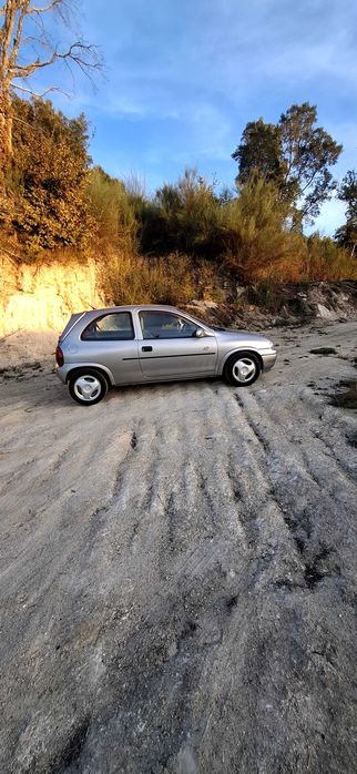 Opel Corsa Joy Gasolina
