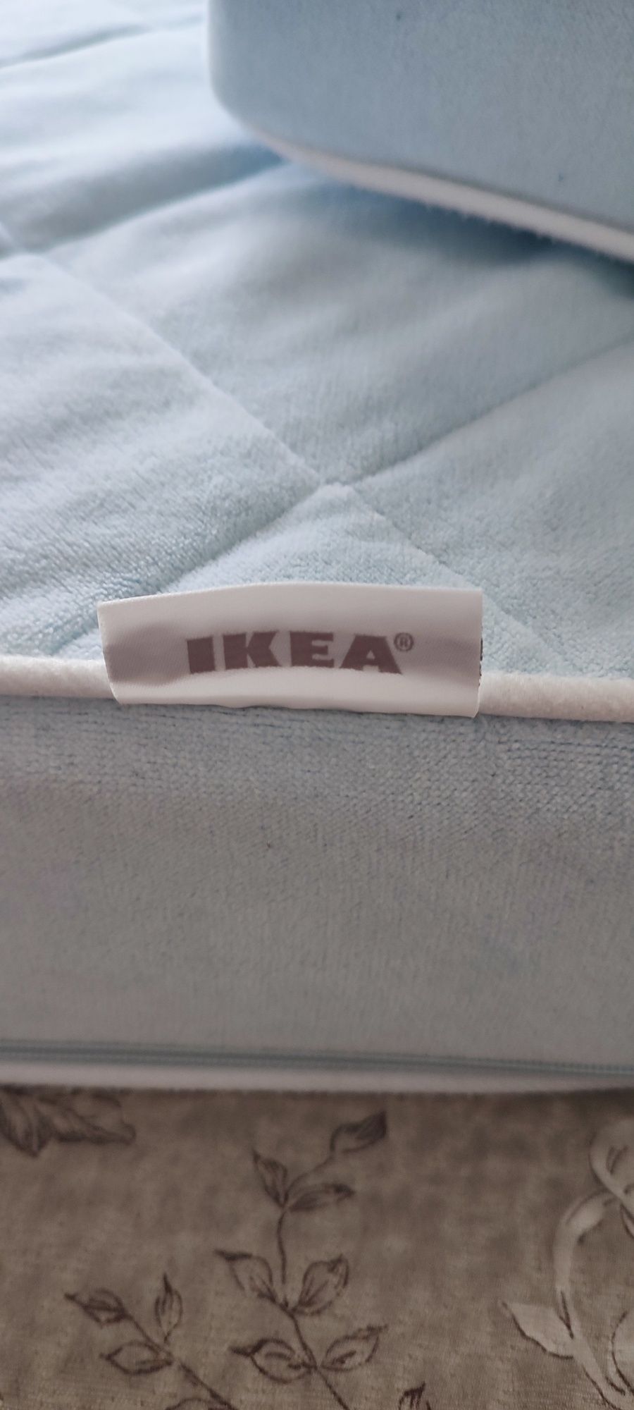 Materac Ikea do łóżka rosnącego razem z dzieckiem