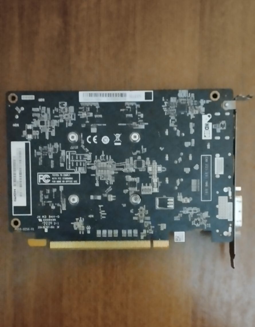 Відеокарта rx 550 4gb DDR5 (опис)