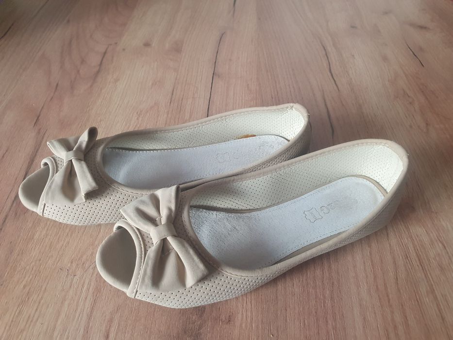 Balerinki beżowe rozmiar 39