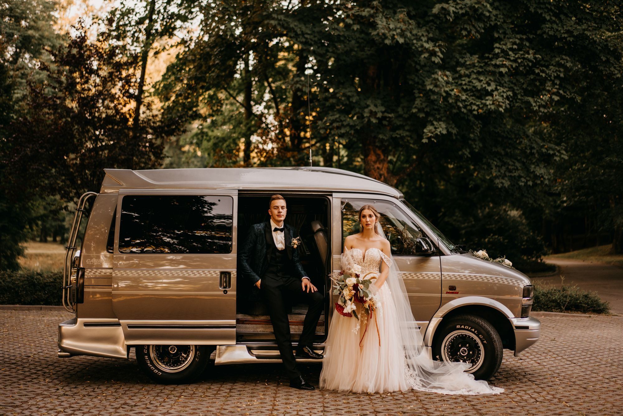 Auto samochód na ślub weselne Astro