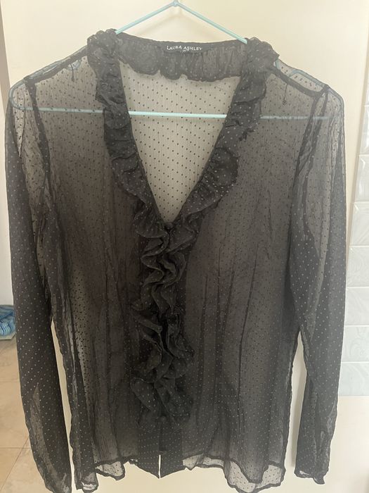 Блуза шовкова Laura Ashley