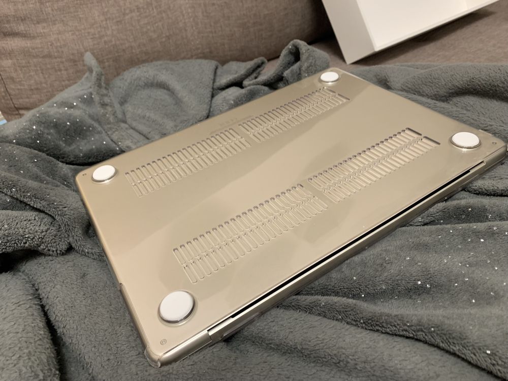 MacBook Air M2 2022 8gb/256 ssd Starlight