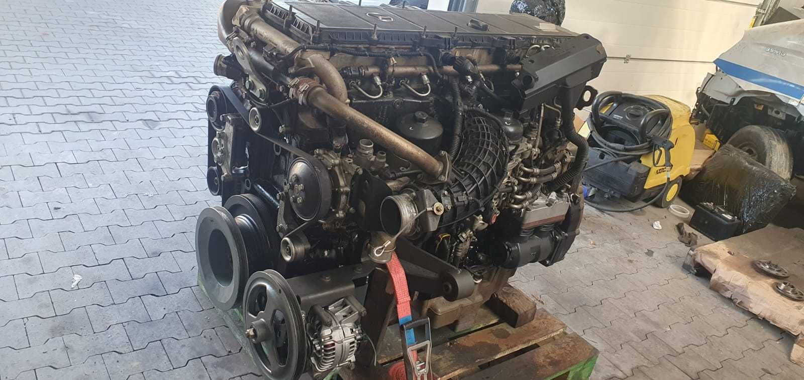 Glowica Silnika Mercedes OM473 Class Jaguar MTU