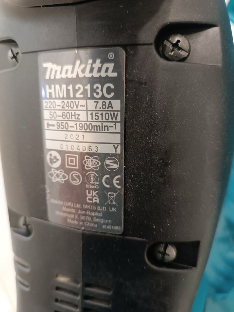 Makita HM 1213 C  1510w потужний відбійник Макіта