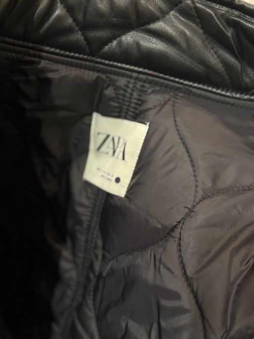 Стильна куртка  zara