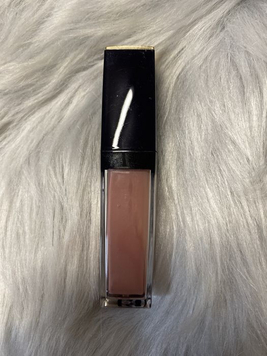 Pomadka matowa Estèe Lauder - 101 Naked Ambition