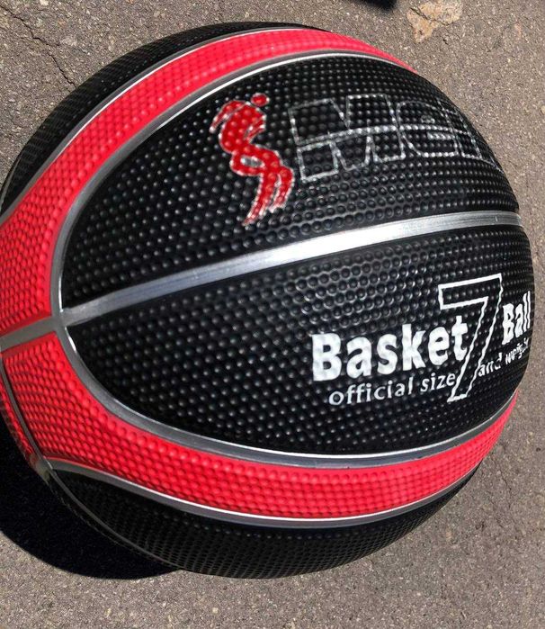 М'яч баскетбольний 7 розмiр в стилi Spalding NBA Chicago Bulls