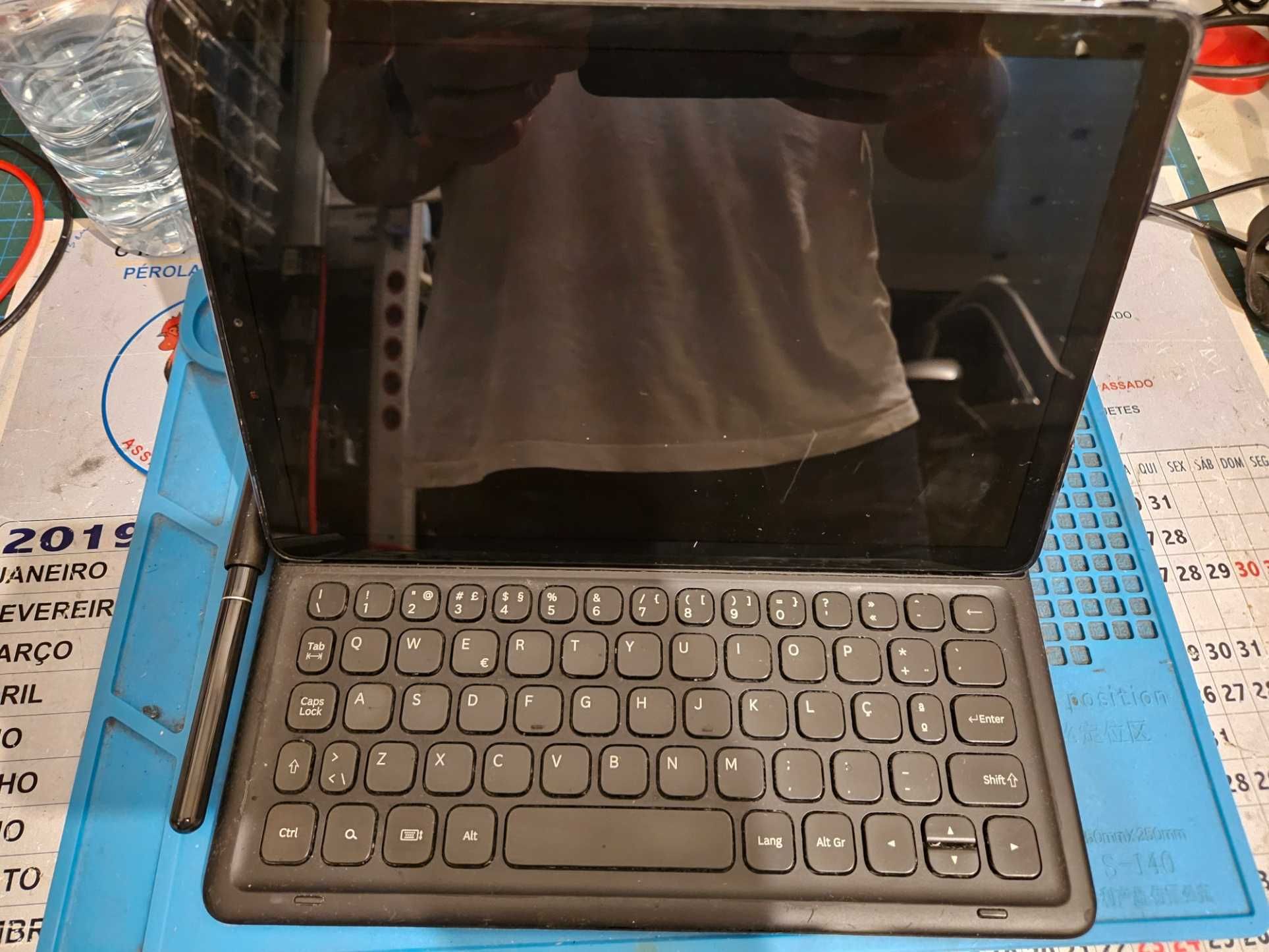 Samsung Tab S4 - LTE + WiFi