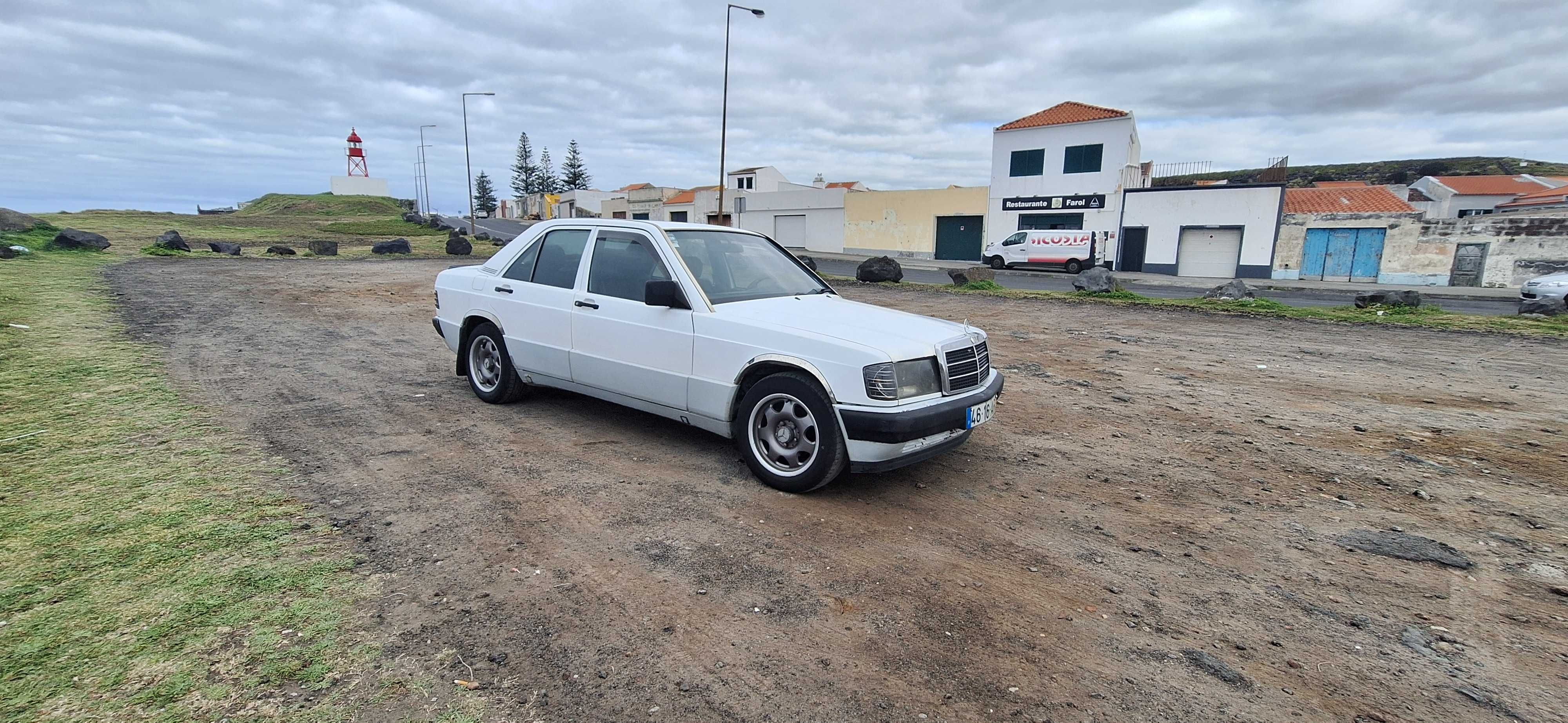 Mercedes-Benz 2.5 190D