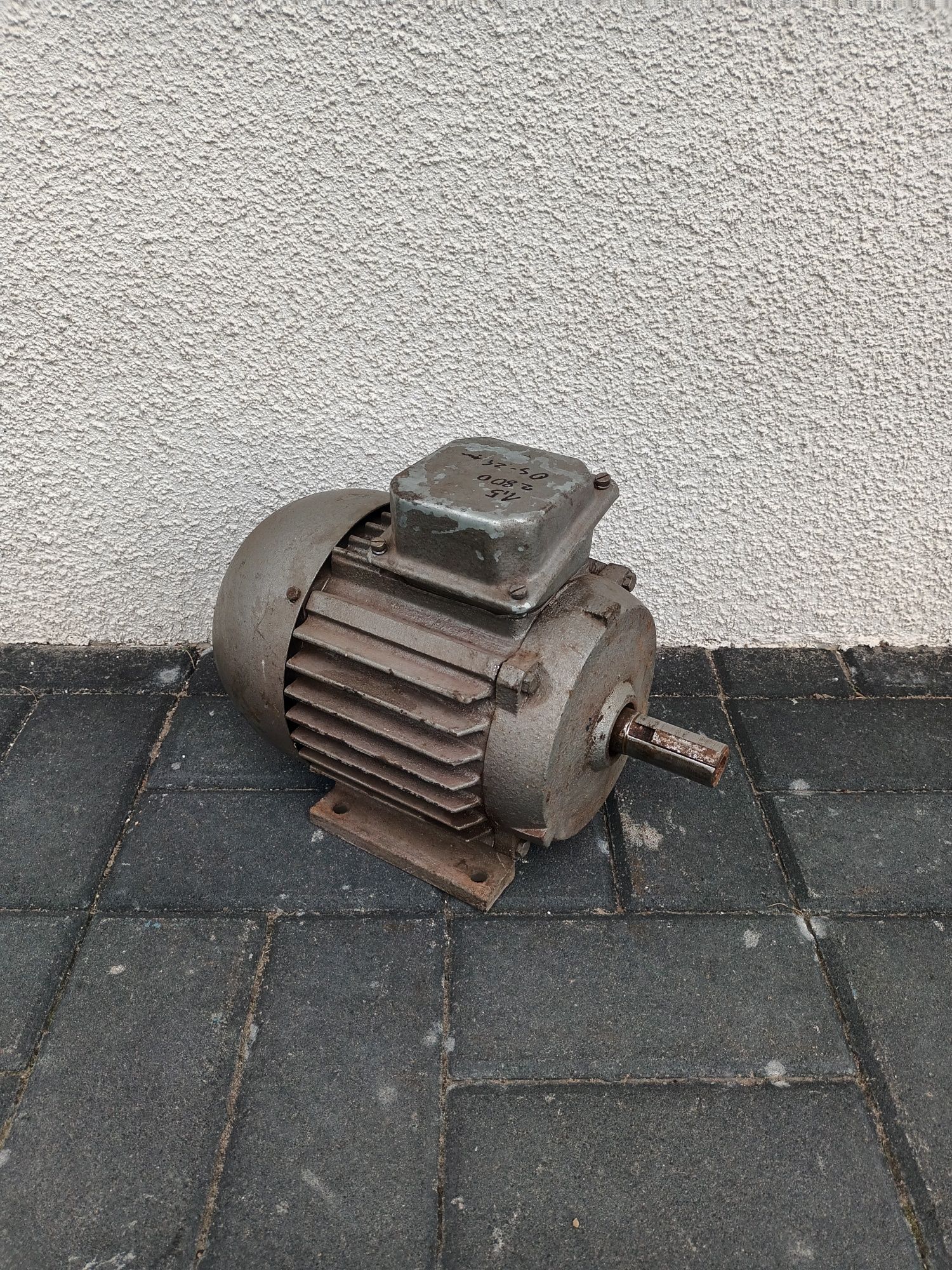 Silnik elektryczny 1,5kW.  2800obr.  400V.