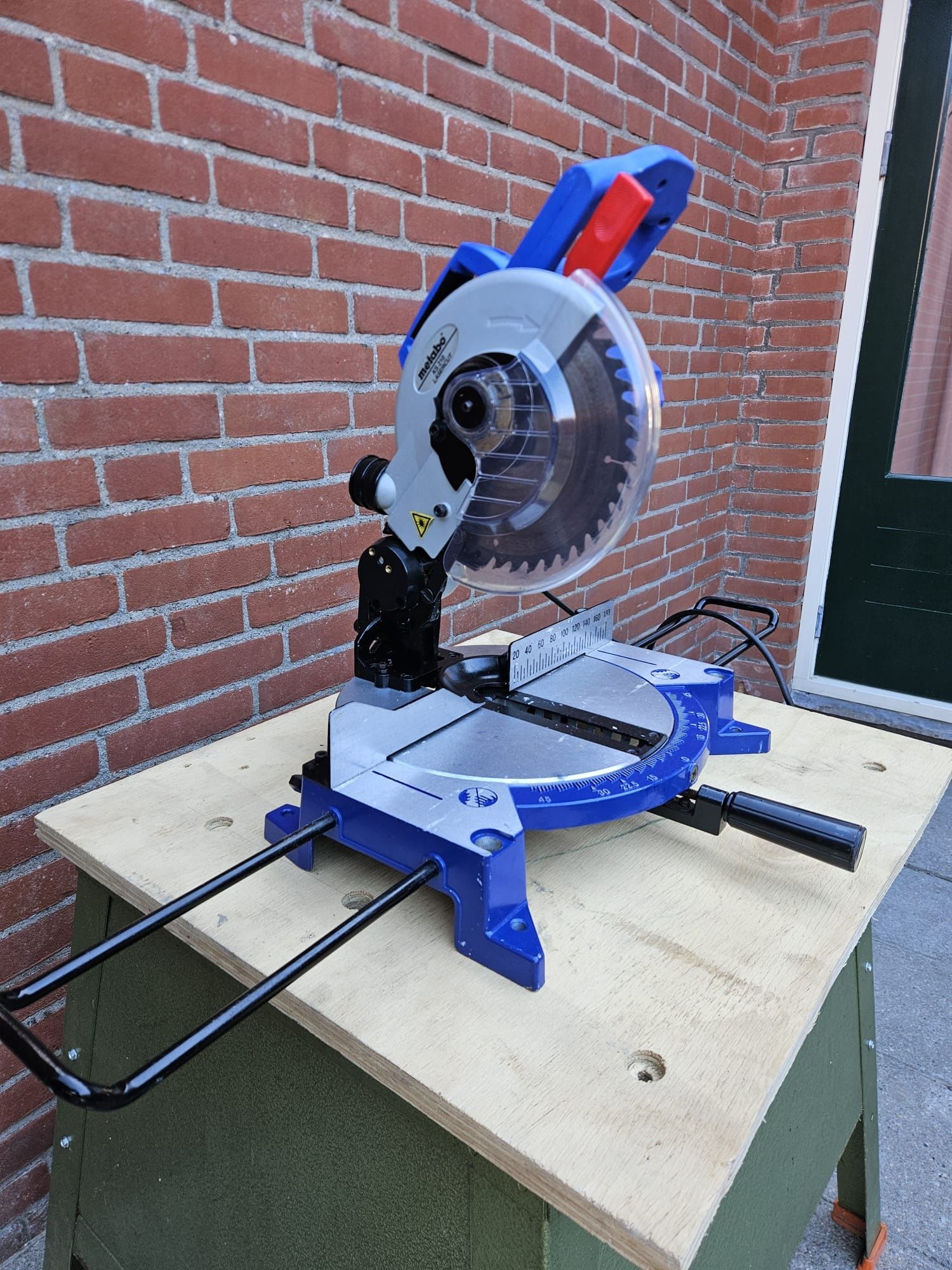 Metabo KS210 Ukośnica