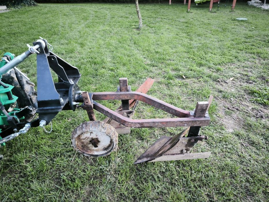 Pług 2 skibowy do mini traktorka Kubota yanmar kat 1 I