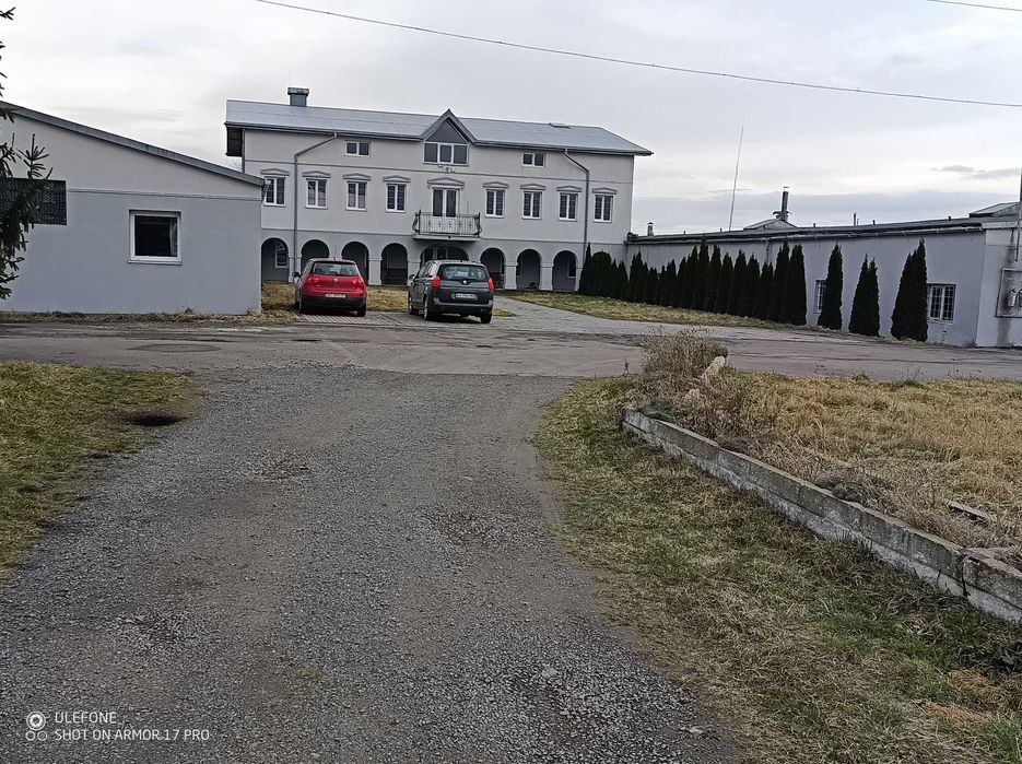 Продається комплекс приміщень площею 3250м.кв(1491,1500,715,206,38,16)