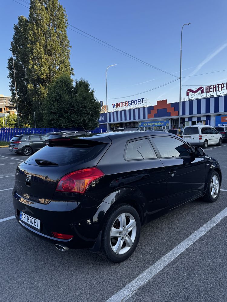 Kia ProCeed 2008