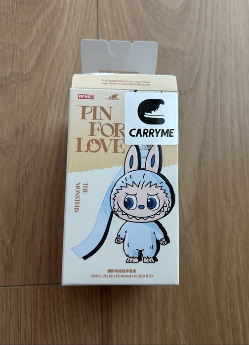 Labubu Pin For Love Laranja J Original