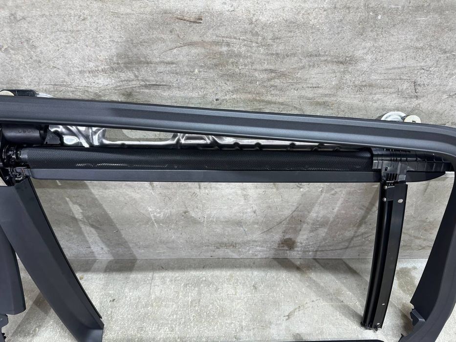 Комплект электрошторки багажника BMW G07