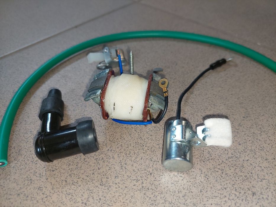 Nowy zestaw naprawczy iskrownika zapłonu Romet motorynka komar ogar pl