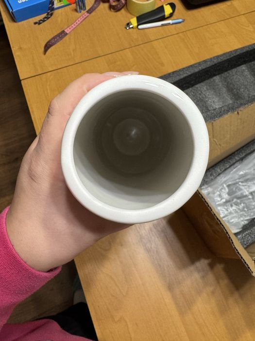 Керамічна ваза для квітів