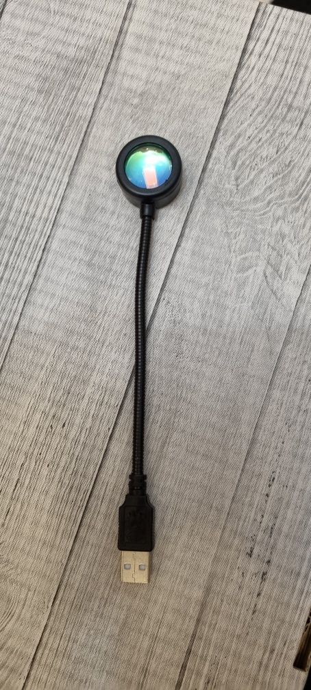 Lampa LED zachód słońca na USB