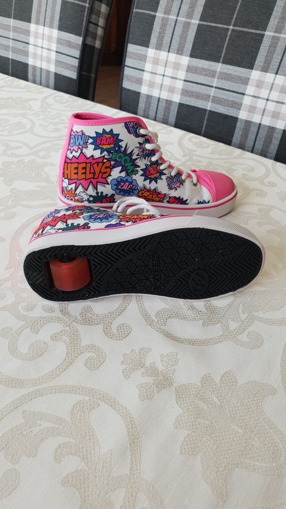 Butorolki Heelys Veloz White/Neon Pink