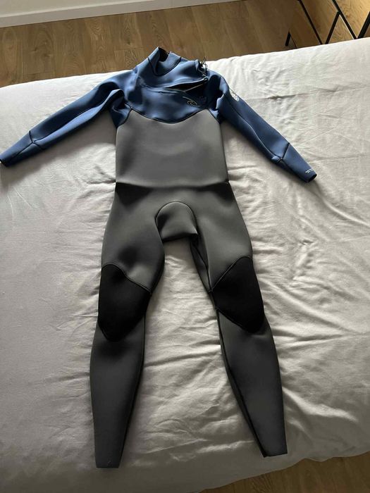 Vende -se Fato de surf