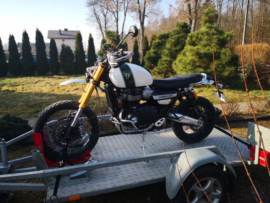 Triumph Scrambler 1200 XE XC street