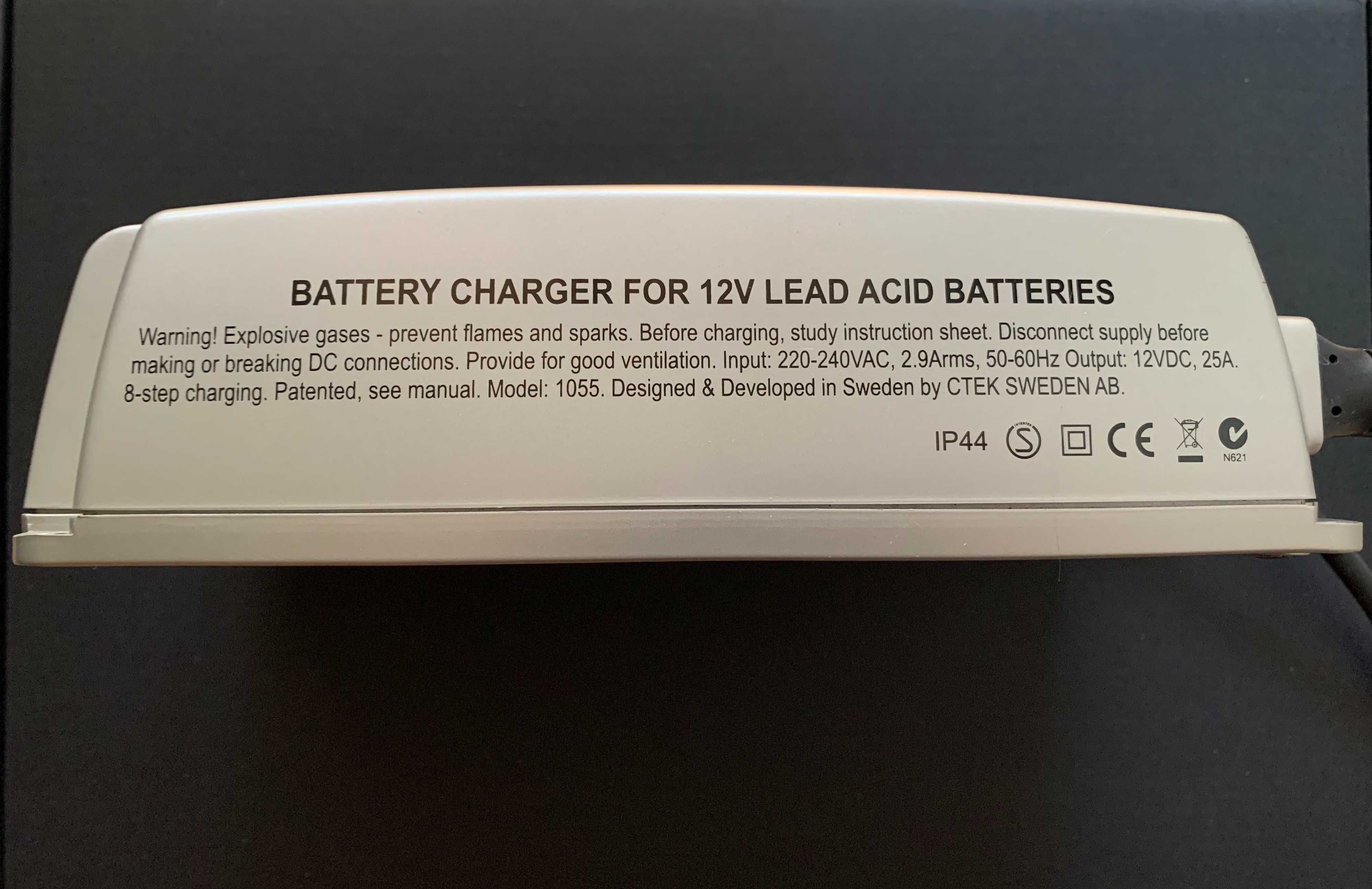 CTEK MXS 25 професійний зарядний пристрій 12в 12V / 25A б/в